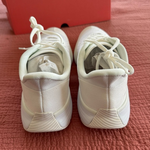 LANE EIGHT Women's Relay Trainer Sneakers NWB in Breeze 7.5 - Picture 5 of 8